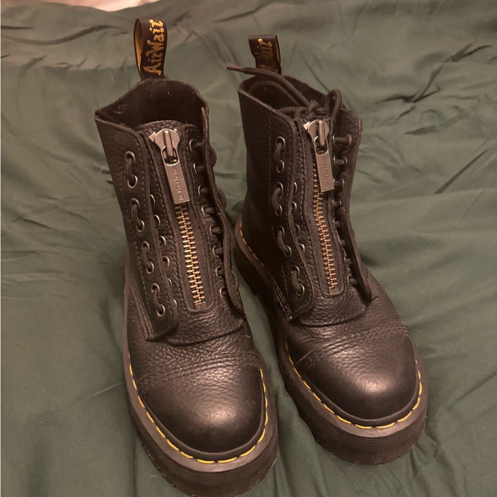SINCLAIR MILLED NAPPA LEATHER PLATFORM BOOTS doc marten
